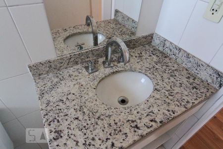 Apartamento à venda com 66m², 2 quartos e 2 vagas Apartamento à venda com 66m², 2 quartos e 2 vagasBanheiro