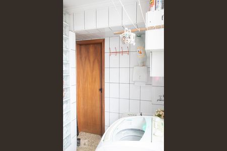 Apartamento à venda com 95m², 3 quartos e 2 vagas Apartamento à venda com 95m², 3 quartos e 2 vagasÁREA DE SERVIÇO