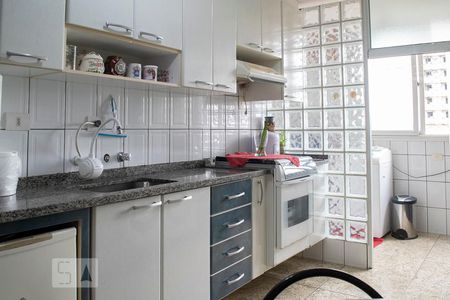 Apartamento à venda com 95m², 3 quartos e 2 vagas Apartamento à venda com 95m², 3 quartos e 2 vagasCOZINHA