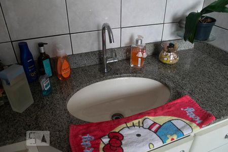 Apartamento à venda com 95m², 3 quartos e 2 vagas Apartamento à venda com 95m², 3 quartos e 2 vagasBANHEIRO SUITE