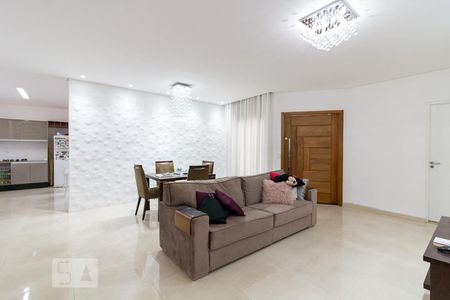 Sala de casa para alugar com 3 quartos, 220m² em Jardim Munhoz, Guarulhos