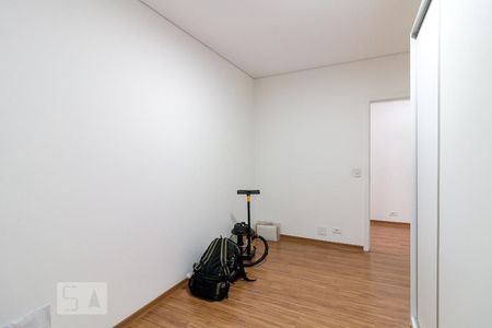 Quarto 1 de casa para alugar com 3 quartos, 220m² em Jardim Munhoz, Guarulhos