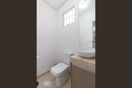 Casa à venda com 220m², 3 quartos e 7 vagasLavabo