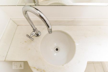 Apartamento para alugar com 186m², 3 quartos e 3 vagasLavabo