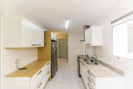 Apartamento para alugar com 186m², 3 quartos e 3 vagasCozinha