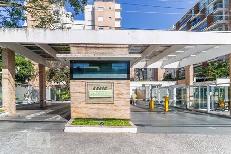 Apartamento para alugar com 186m², 3 quartos e 3 vagasFachada