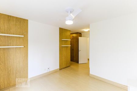 Apartamento para alugar com 186m², 3 quartos e 3 vagasSuíte 1