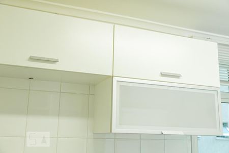 Apartamento para alugar com 90m², 3 quartos e 2 vagas Apartamento para alugar com 90m², 3 quartos e 2 vagasArmário da Cozinha