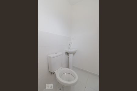 Apartamento para alugar com 37m², 2 quartos e sem vaga Apartamento para alugar com 37m², 2 quartos e sem vagaBanheiro