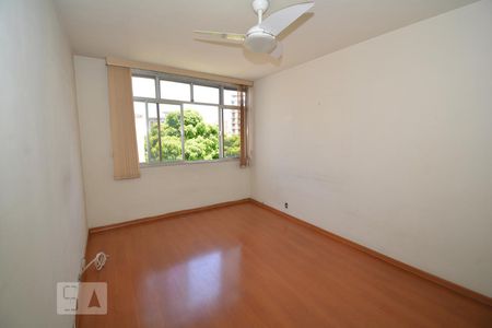 Sala de apartamento à venda com 2 quartos, 58m² em Méier, Rio de Janeiro