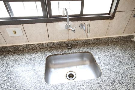 Casa para alugar com 75m², 2 quartos e 1 vagaCozinha