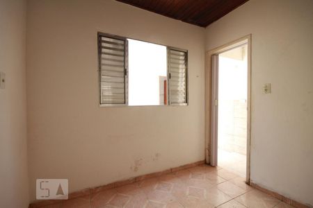Casa para alugar com 75m², 2 quartos e 1 vagaQuarto de serviço