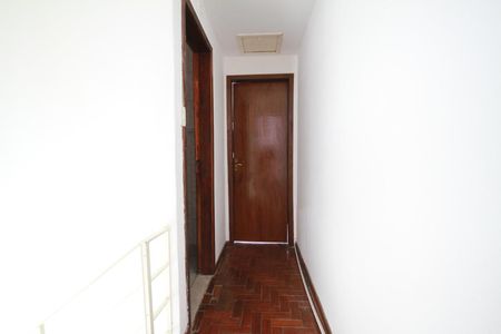 Casa para alugar com 75m², 2 quartos e 1 vagaCorredor