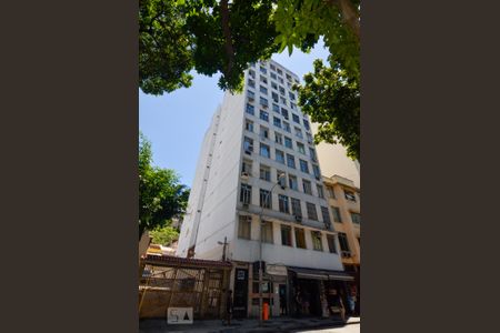 Fachada de apartamento para alugar com 2 quartos, 70m² em Centro, Rio de Janeiro