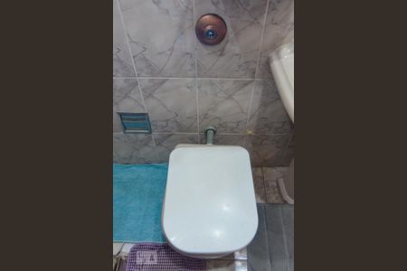 Apartamento para alugar com 70m², 2 quartos e sem vagaBanheiro