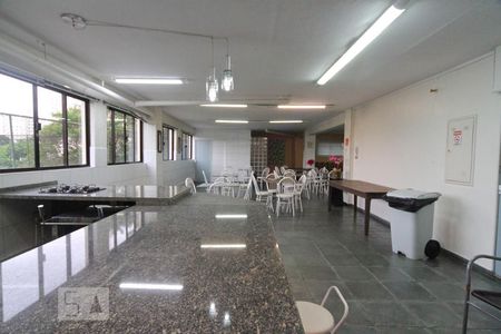 Apartamento à venda com 174m², 4 quartos e 3 vagasÁrea comum - Salão de festas