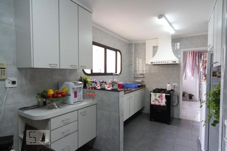 Apartamento à venda com 174m², 4 quartos e 3 vagasCozinha
