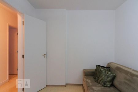 Apartamento à venda com 174m², 4 quartos e 3 vagasQuarto 2