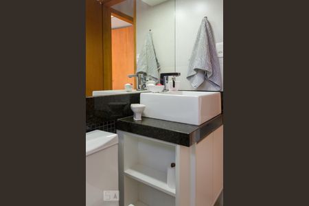 Banheiro Social de apartamento para alugar com 2 quartos, 70m² em Vila Mussolini, São Bernardo do Campo