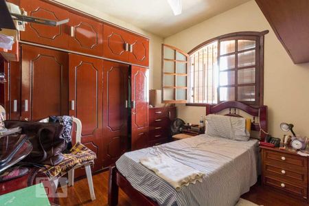 Casa à venda com 1 quarto, 360m² em Ouro Preto, Belo Horizonte