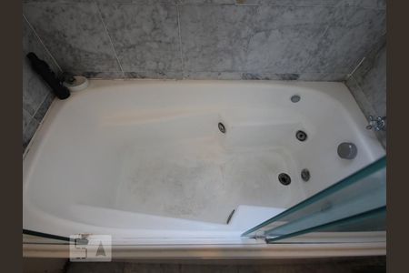 Apartamento à venda com 223m², 4 quartos e 4 vagasBanheiro da Suíte 3