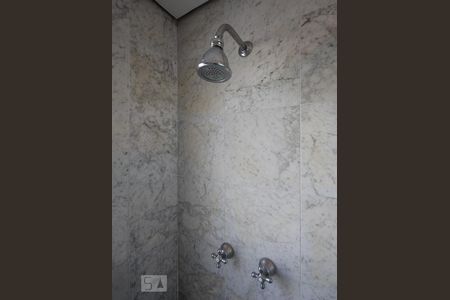 Apartamento à venda com 223m², 4 quartos e 4 vagasBanheiro da Suíte 3