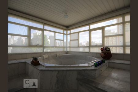 Apartamento à venda com 223m², 4 quartos e 4 vagasVaranda da Sala