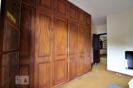 Casa à venda com 445m², 4 quartos e sem vagaSuíte 2