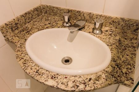 Apartamento para alugar com 60m², 2 quartos e 1 vagaBanheiro 02 Pia