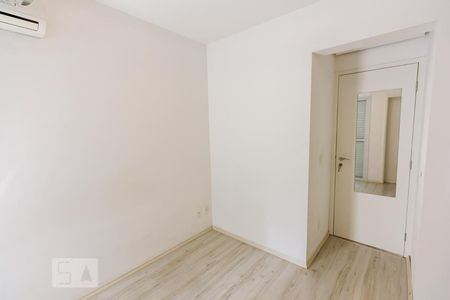 Quarto 02 de apartamento para alugar com 2 quartos, 60m² em Vila Anglo Brasileira, São Paulo
