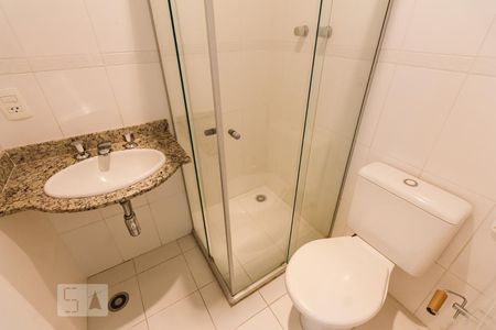 Apartamento para alugar com 60m², 2 quartos e 1 vagaBanheiro 02