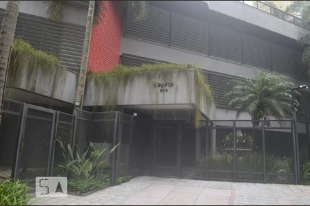 Apartamento à venda com 190m², 4 quartos e 3 vagasFachada