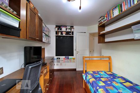 Apartamento à venda com 190m², 4 quartos e 3 vagasEscritório/Quarto