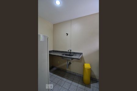 Apartamento à venda com 190m², 4 quartos e 3 vagasÁrea Comum - Salão de Festas - Cozinha