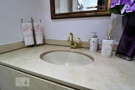 Apartamento à venda com 190m², 4 quartos e 3 vagasLavabo