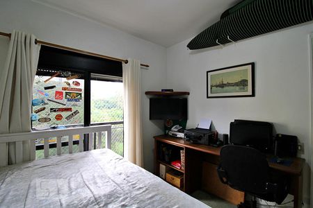 Apartamento à venda com 190m², 4 quartos e 3 vagasSuíte 2