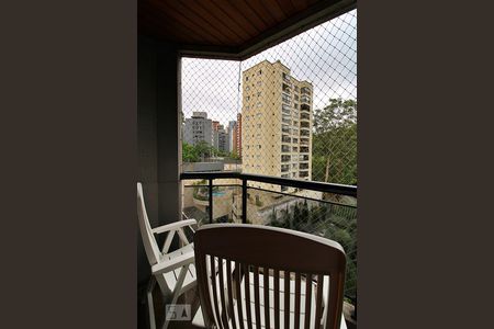 Apartamento à venda com 190m², 4 quartos e 3 vagasVaranda da Suíte 1