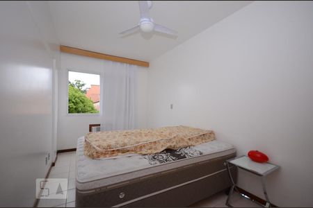Quarto de apartamento para alugar com 1 quarto, 52m² em Cachoeira do Bom Jesus, Florianópolis
