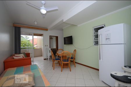 Sala de apartamento para alugar com 1 quarto, 52m² em Cachoeira do Bom Jesus, Florianópolis