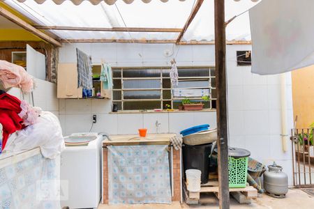 Casa à venda com 228m², 3 quartos e 2 vagasÁrea de Serviço