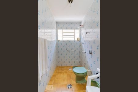 Casa à venda com 228m², 3 quartos e 2 vagasBanheiro da Suíte