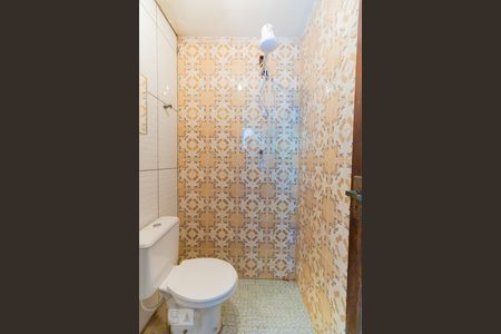 Casa à venda com 228m², 3 quartos e 2 vagasBanheiro de Serviço