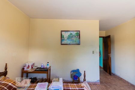 Casa à venda com 228m², 3 quartos e 2 vagasSuíte