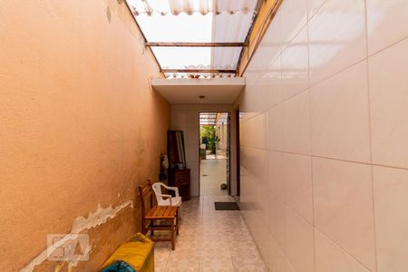 Casa à venda com 228m², 3 quartos e 2 vagasCorredor