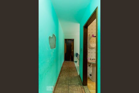 Casa à venda com 228m², 3 quartos e 2 vagasCorredor