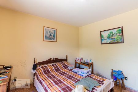 Casa à venda com 228m², 3 quartos e 2 vagasSuíte