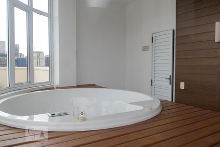 Apartamento para alugar com 47m², 1 quarto e 1 vagaOfuro