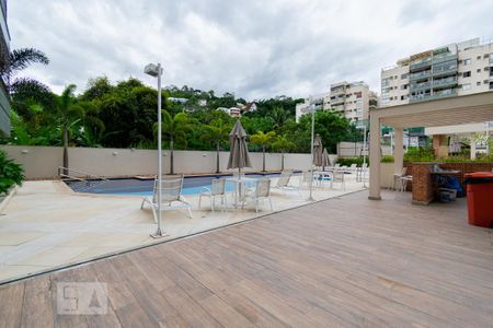 Apartamento à venda com 92m², 3 quartos e 1 vaga Apartamento à venda com 92m², 3 quartos e 1 vagaÁrea comum - Piscina