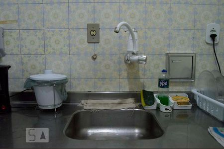 Apartamento à venda com 65m², 2 quartos e sem vagaCozinha