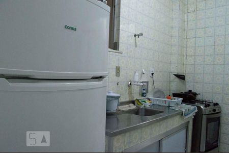 Apartamento à venda com 65m², 2 quartos e sem vagaCozinha